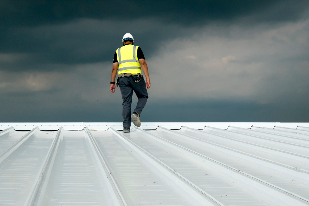 Metal-Roof-Maintenance-Tips-for-Business-Owners