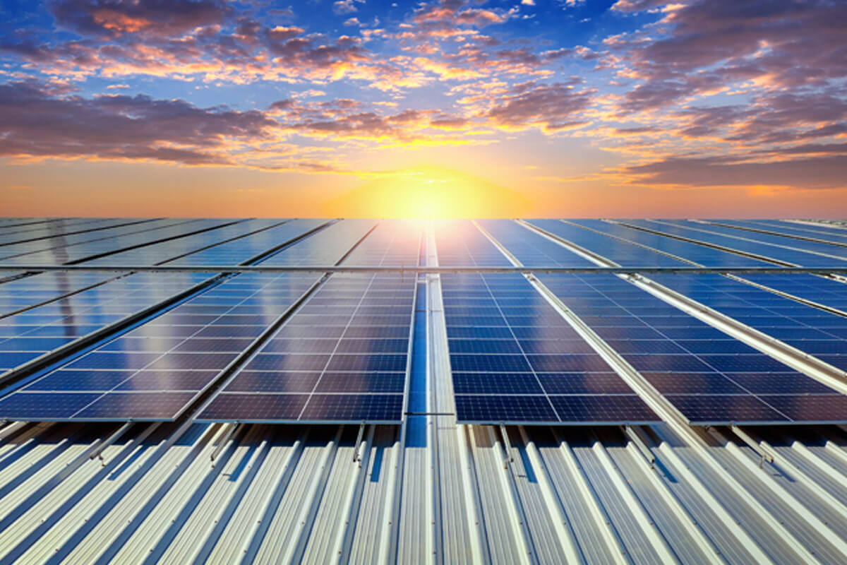 3 Things to Know Before Installing Solar Panels on a Metal Roof 3 Things to Know Before Installing Solar Panels on a Metal Roof