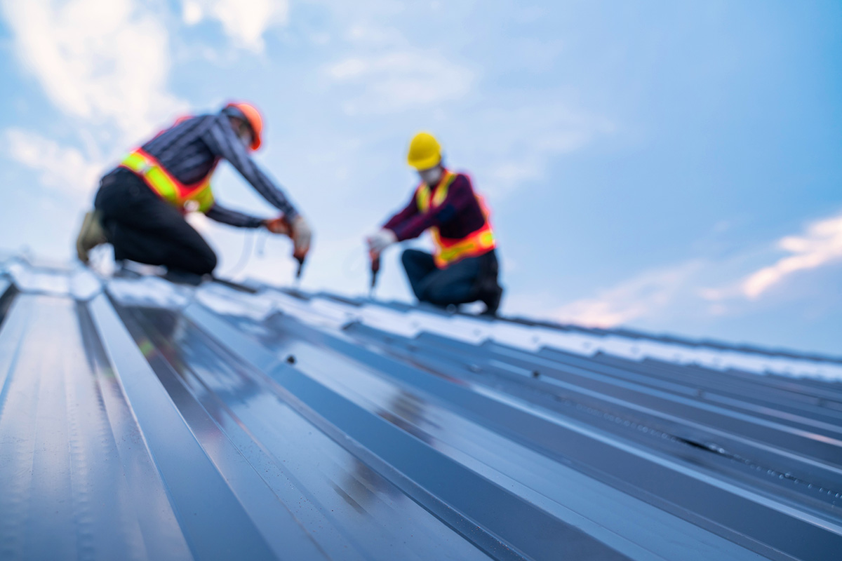 Commercial-Roof-Maintenance-in-Summer Commercial Roof Maintenance in Summer